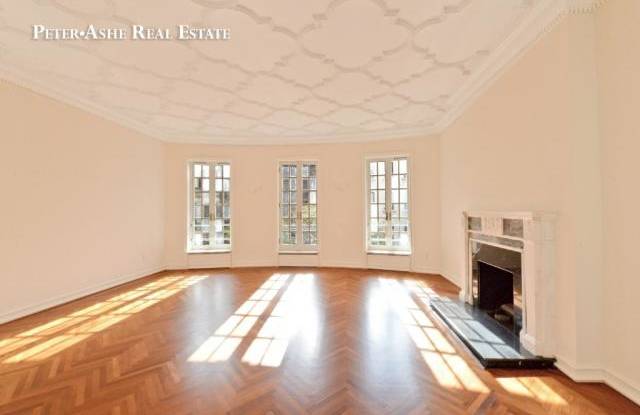 5 East 82nd Street - 5 East 82nd Street, New York City, NY 10028