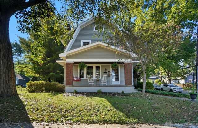 518 Irving Ave - 518 Irving Avenue, Oakwood, OH 45409