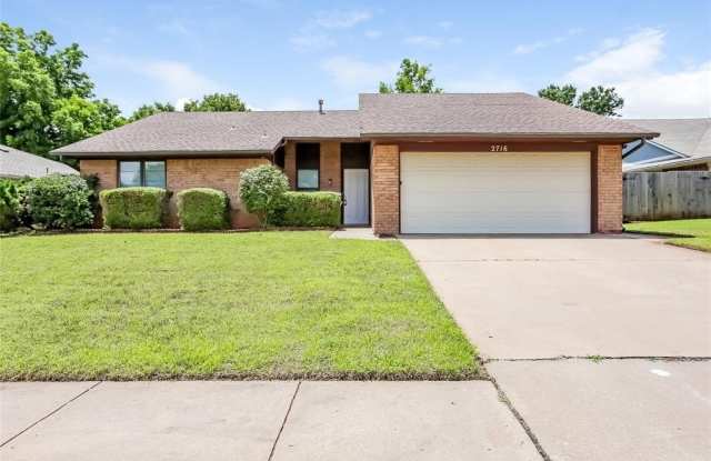 2716 Summer Set Trail - 2716 Summer Set Trail, Edmond, OK 73012