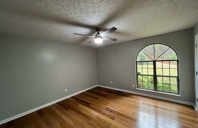 Location & Convenience!!! Gallery 3