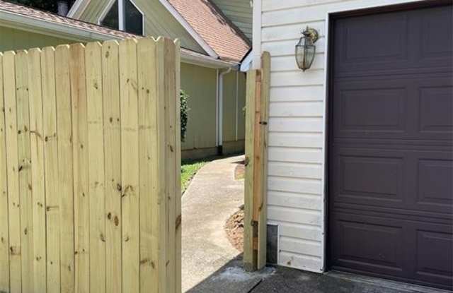 950 Bobcat Court SE Gallery 2