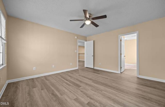 101 Fairwoods Court Gallery 4