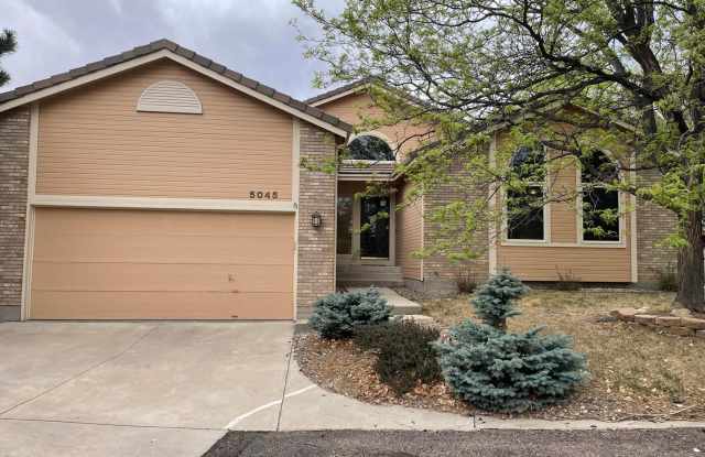 Broadmoor Bluffs Rancher photos photos