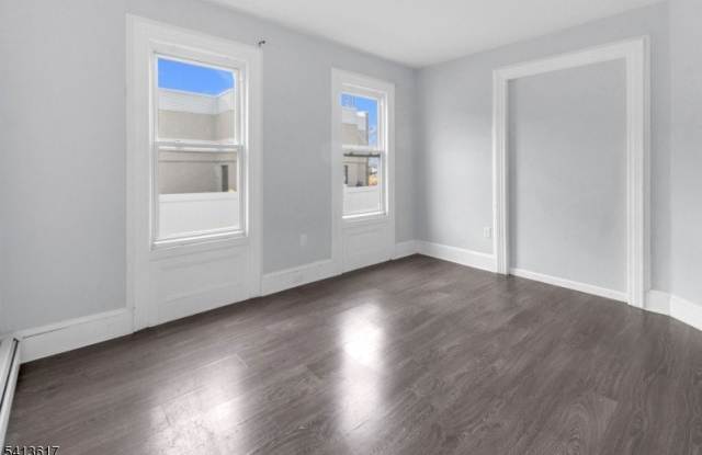 635 Madison Ave photos photos