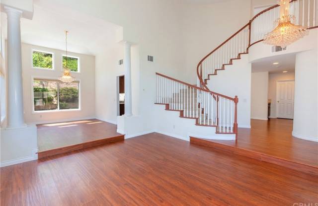 19908 E Country Hollow Drive Gallery 2
