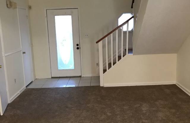 7997 Woodlake Drive Gallery 2