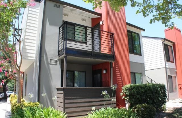 Eclipse 96 Apartments Gallery 4
