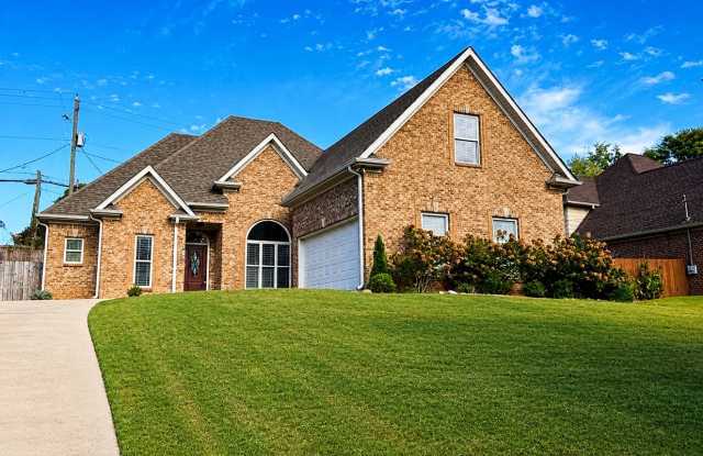 Size and Space in Beautiful Bluff Park photos photos