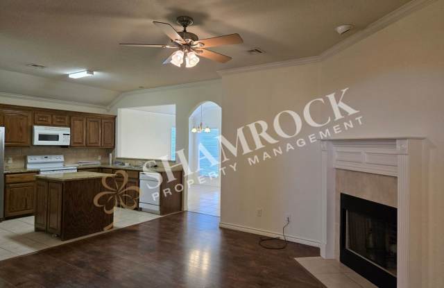 China Spring 4-Bedroom Gallery 3