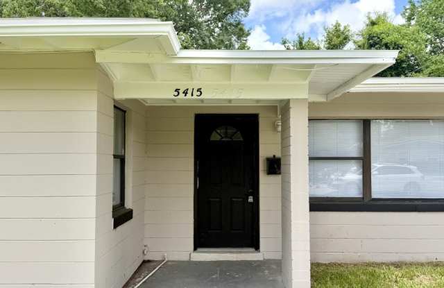 5415 LORI Drive S Gallery 2