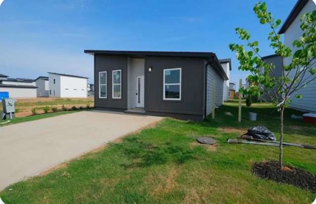 920 Illinois Avenue - 920 Illinois Avenue, Centerton, AR 72713