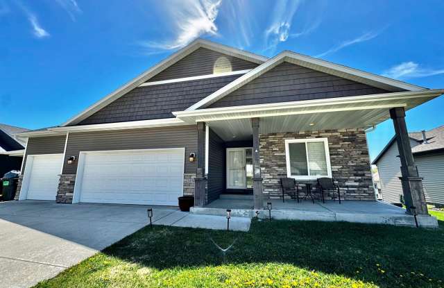 For Rent Beautiful 4 bedroom 3 bathroom 3 attached car garage! photos photos