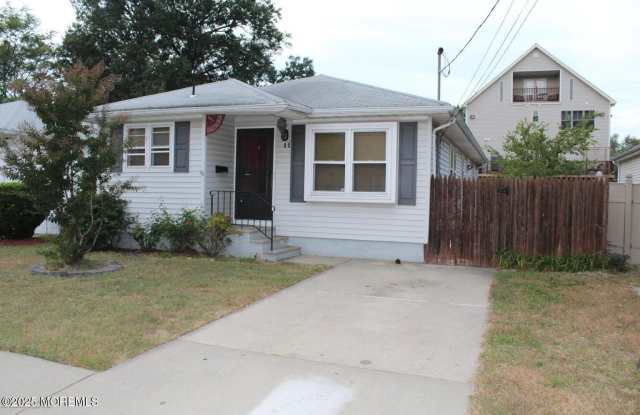 11 Center Avenue photos photos