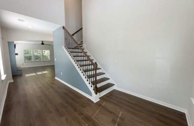 170 Thistle Lane Gallery 3