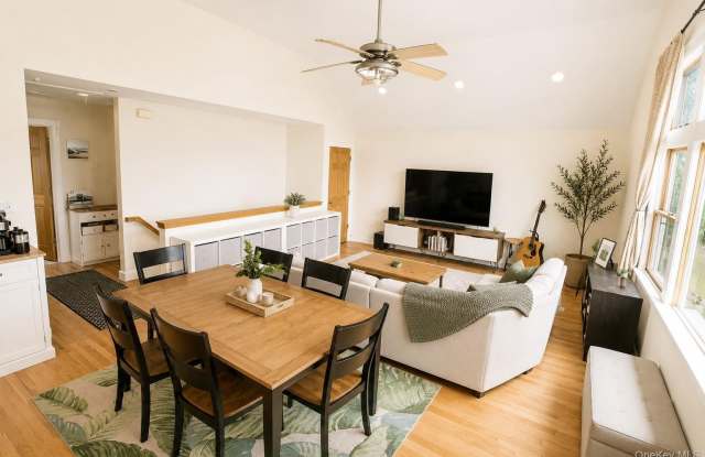 649 W Park Avenue photos photos