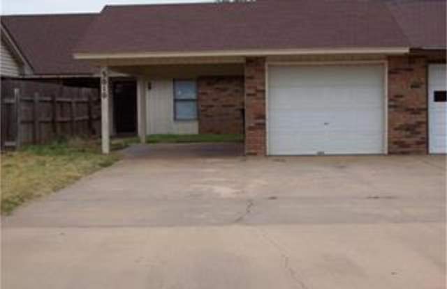 3010 Forestridge Dr photos photos