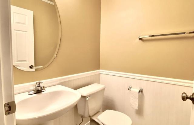 8381 JOVIN CIRCLE Gallery 4