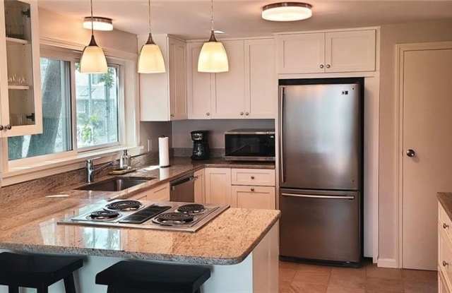 1 Cozzens Court photos photos