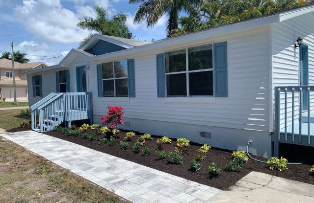 ***PET FRIENDLY***LAKE PARK ***4 BED / 2 BATH***AMAZING LOCATION ***ANNUAL RENTAL** Gallery 3