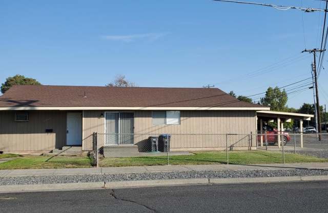 1047 W Rose Ave photos photos