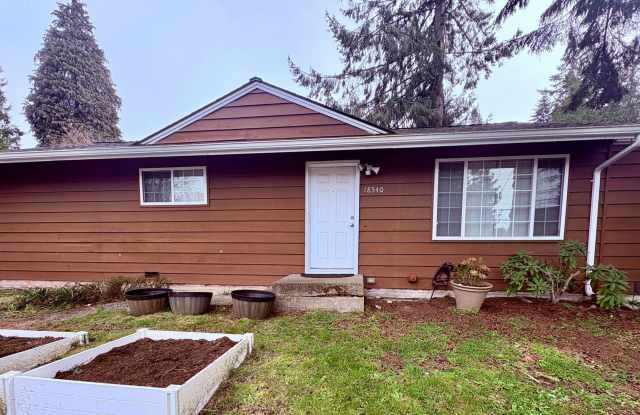 Spacious three bedroom rambler in Shoreline! photos photos