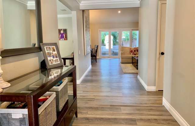 26772 Via Alcala Gallery 4