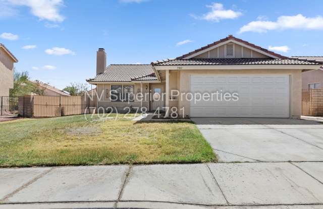 SW!! Spring Valley!! Single Story!!! Covered Patio!!! Fire Place!! Pet Friendly!!! Community Parks Nearby!!! Gallery 1