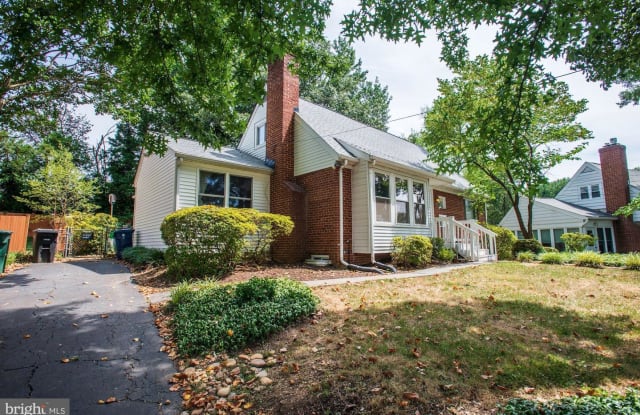 601 N MANSFIELD ST - 601 North Mansfield Street, Alexandria, VA 22304