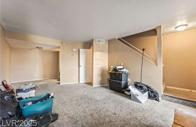1628 Justin Court Gallery 2