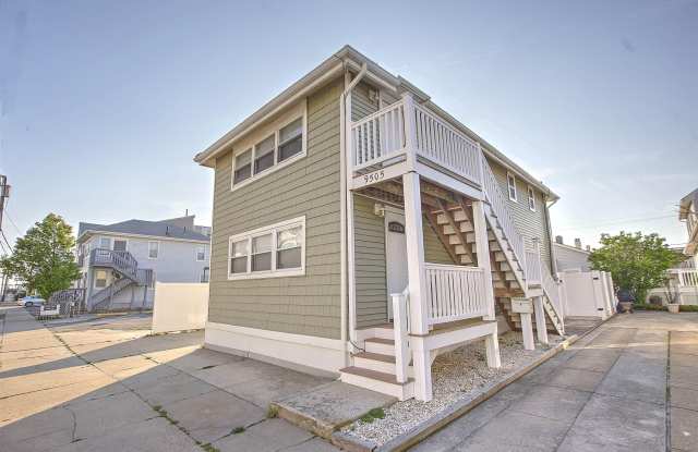 9505 Atlantic Ave - 9505 Atlantic Avenue, Margate City, NJ 08402