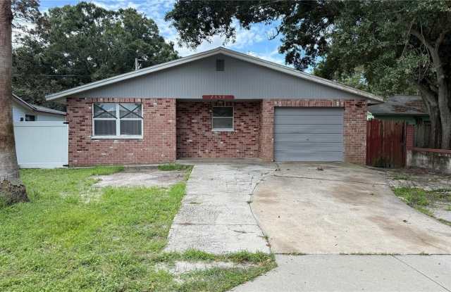 2658 61ST AVENUE N photos photos