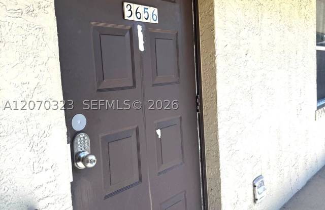 3656 NW 91st Ln Gallery 2