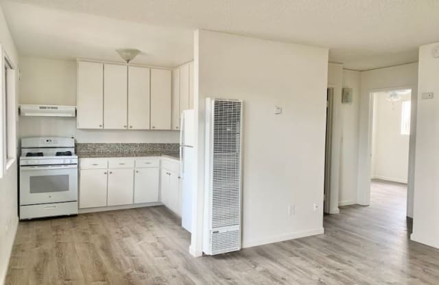950 E. Madison Ave - 950 East Madison Avenue, El Cajon, CA 92021