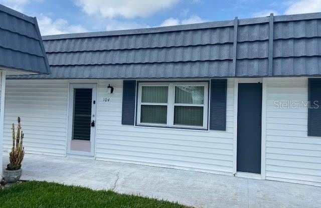 205 ANDOVER PLACE N photos photos