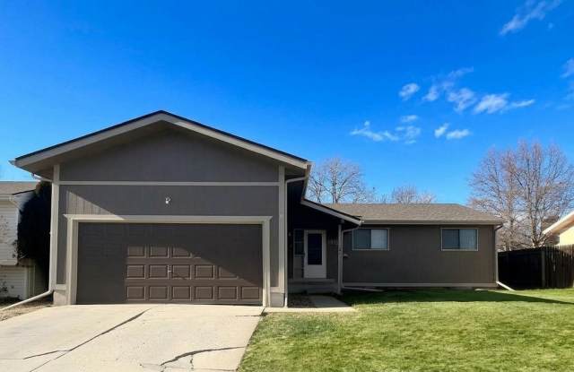 3 Bedroom Single Family Home in SW Loveland. Gallery 3