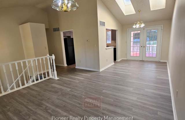 6351 Lereve Circle Gallery 4