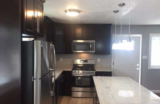 1346 Branham Ln Unit 4 Gallery 2