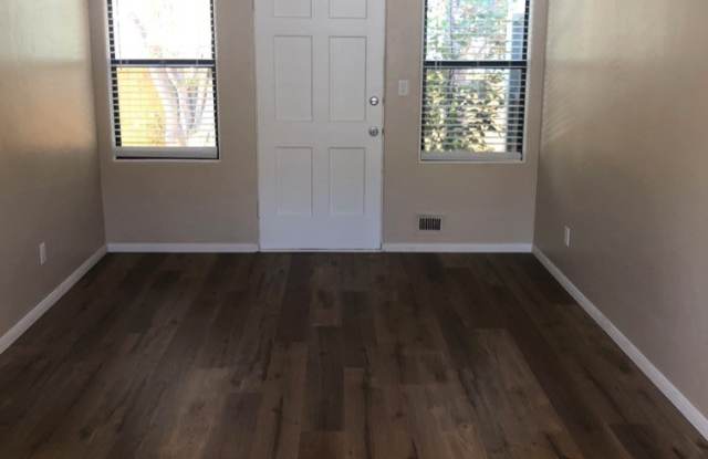 3 Blocks from the Beach - Garage Included! photos photos 3 Blocks from the Beach - Garage Included! photos photos