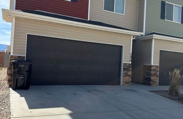 Charming Townhome photos photos Charming Townhome photos photos