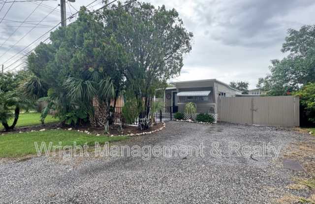 14915 Old Dixie Highway photos photos