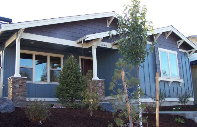 Charming 3 Bed/2 Bath Single Level Craftsman - SE Bend photos photos Charming 3 Bed/2 Bath Single Level Craftsman - SE Bend photos photos