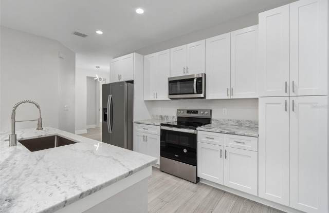 26221 SANDHILL Boulevard Gallery 3