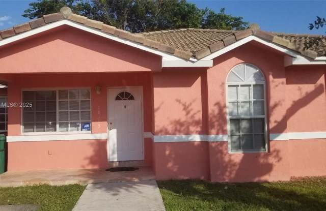 18113 SW 113th Ct photos photos