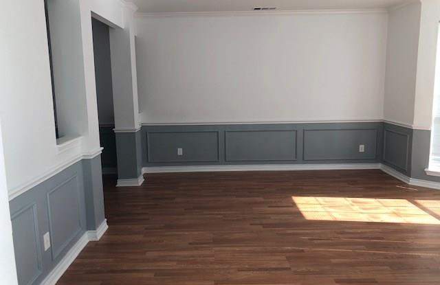 2117 Bennington Avenue Gallery 3
