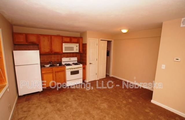 612-616 N 46 St - 612-616 North 46th Street, Omaha, NE 68132