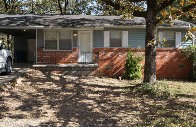 77 Somerset Drive - 77 Somerset Drive, North Little Rock, AR 72118