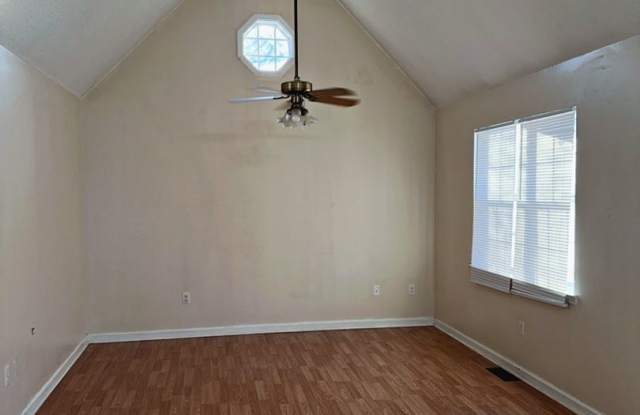 438 Roberts Gallery 1