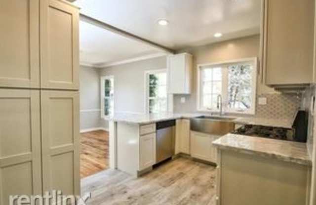 340 W San Antonio Dr Gallery 2