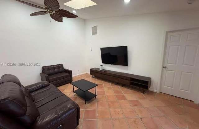 13680 Yarmouth Ct photos photos