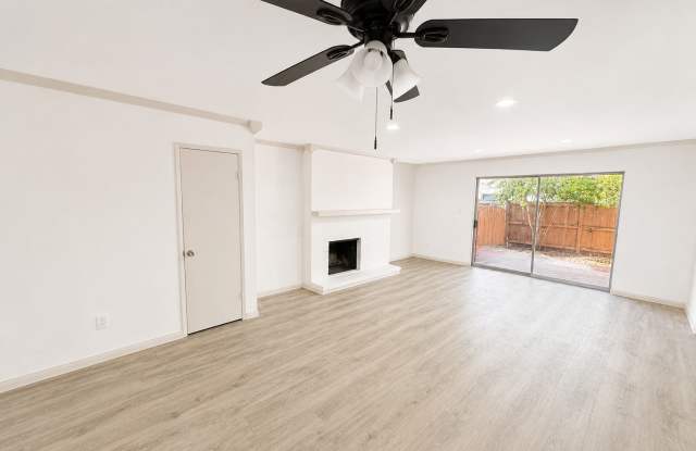 Spacious 3 Bed / 2.5 Bath Townhome Near SDSU! (Community Pool!!) photos photos Spacious 3 Bed / 2.5 Bath Townhome Near SDSU! (Community Pool!!) photos photos